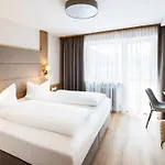Elisabeth Hotel 4*