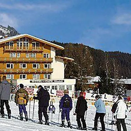 Elisabeth Hotel Fuegen